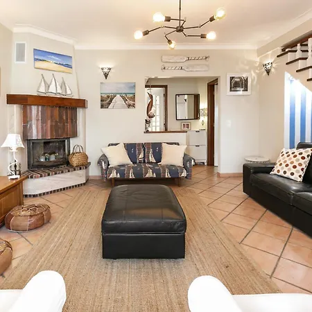 Peniche House Holiday home *